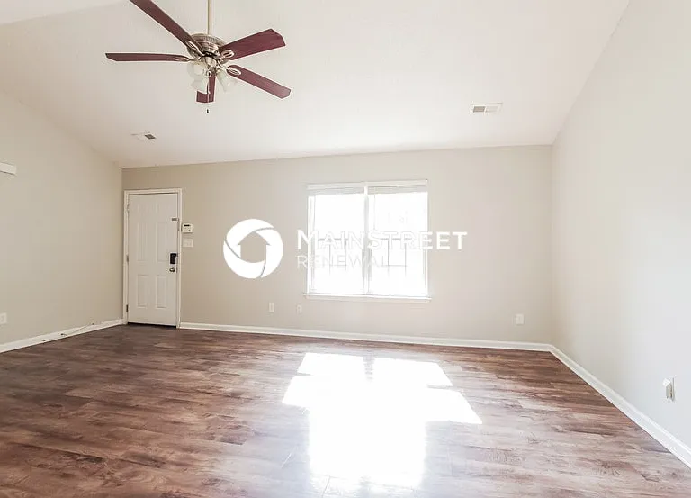5425 Howard St — Photo 3