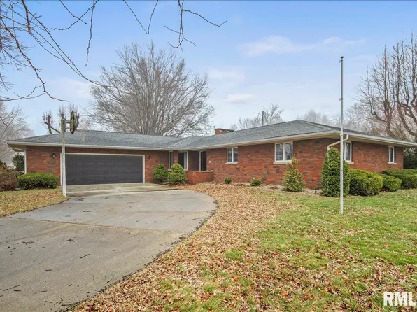 208 S Othelle St, Taylorville, IL 62568