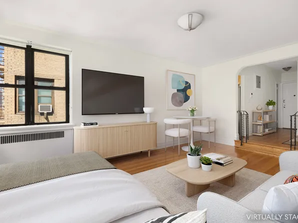 29 West 65th Street image 1 of 5