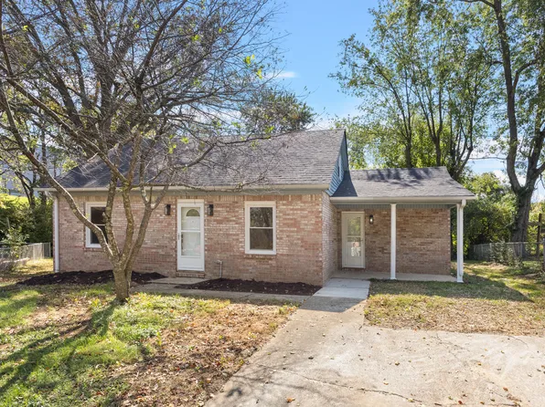 204 Crawford Ct, Winchester, KY 40391