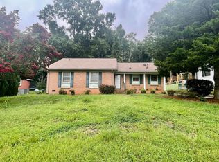 1939 Edgewater Dr, Charlotte, NC 28210