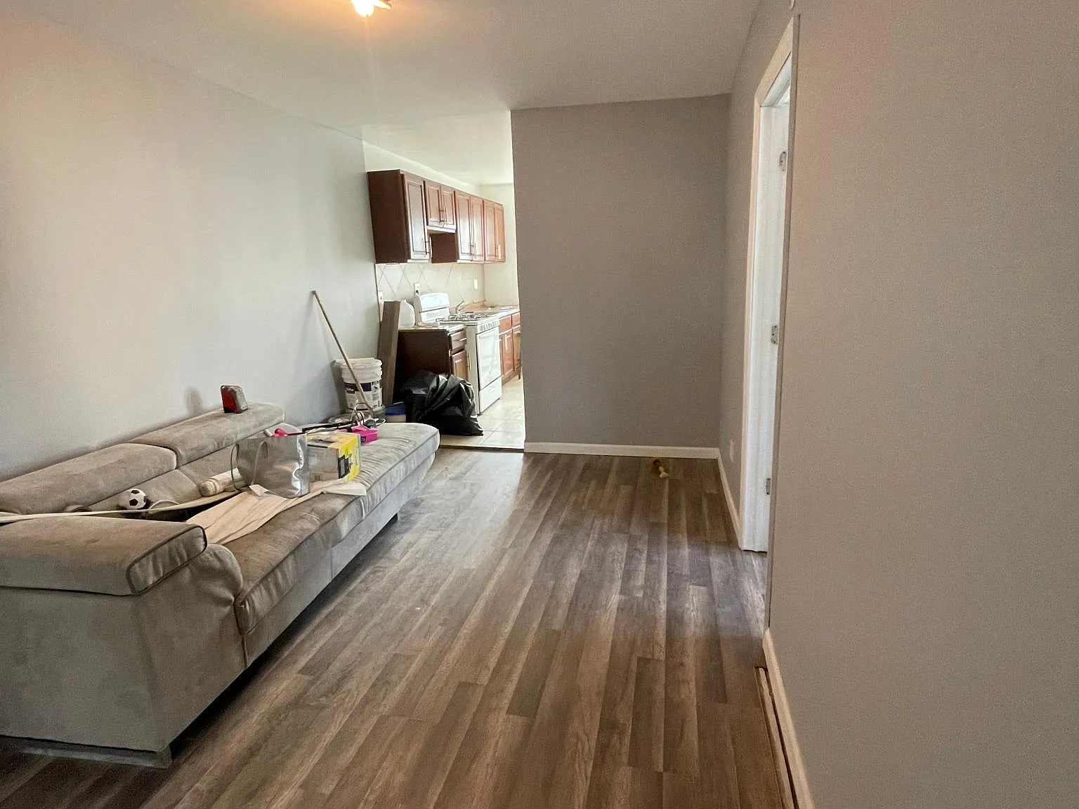 2 bed, 1290 sqft, $3,027 — Photo 3