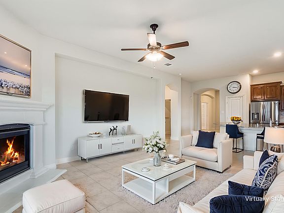 3rd image of 10801 Brownwood Pl