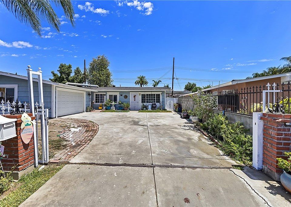 1st image of 532 Raminda Ave
