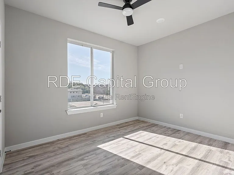 948 S Corinth Street Rd #1 — Photo 43