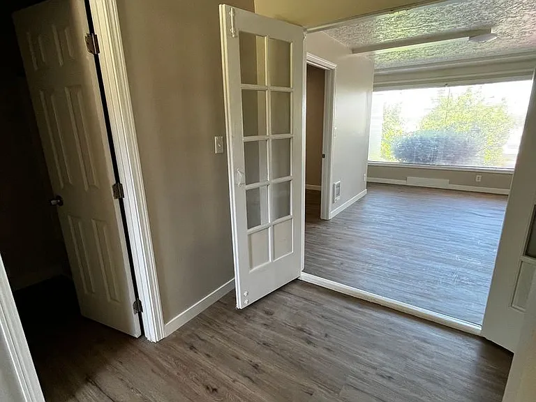 Ainsworth St - Rooms for Rent — Photo 7