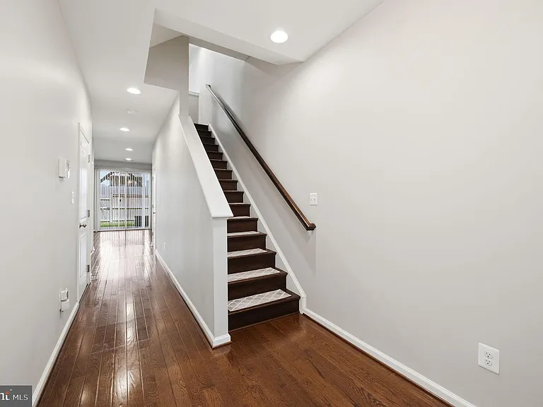 650 Aspen Rd #108 — Photo 8