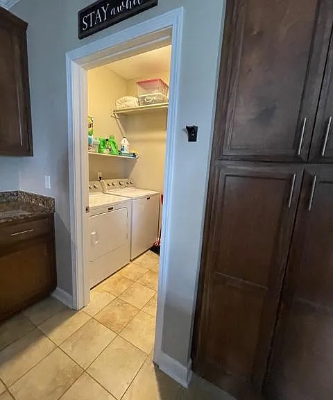 1317 Ashleys Dr — Photo 9