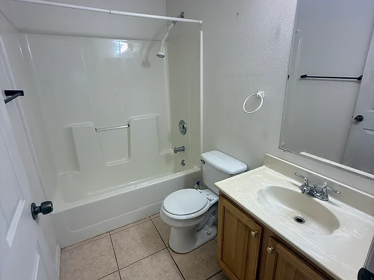 Guest Room Bath