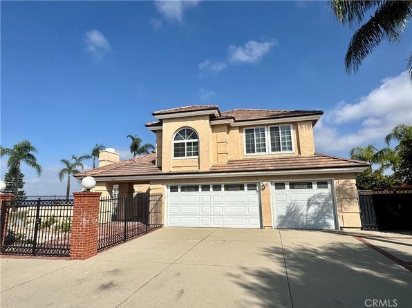 2410 Pointer Dr