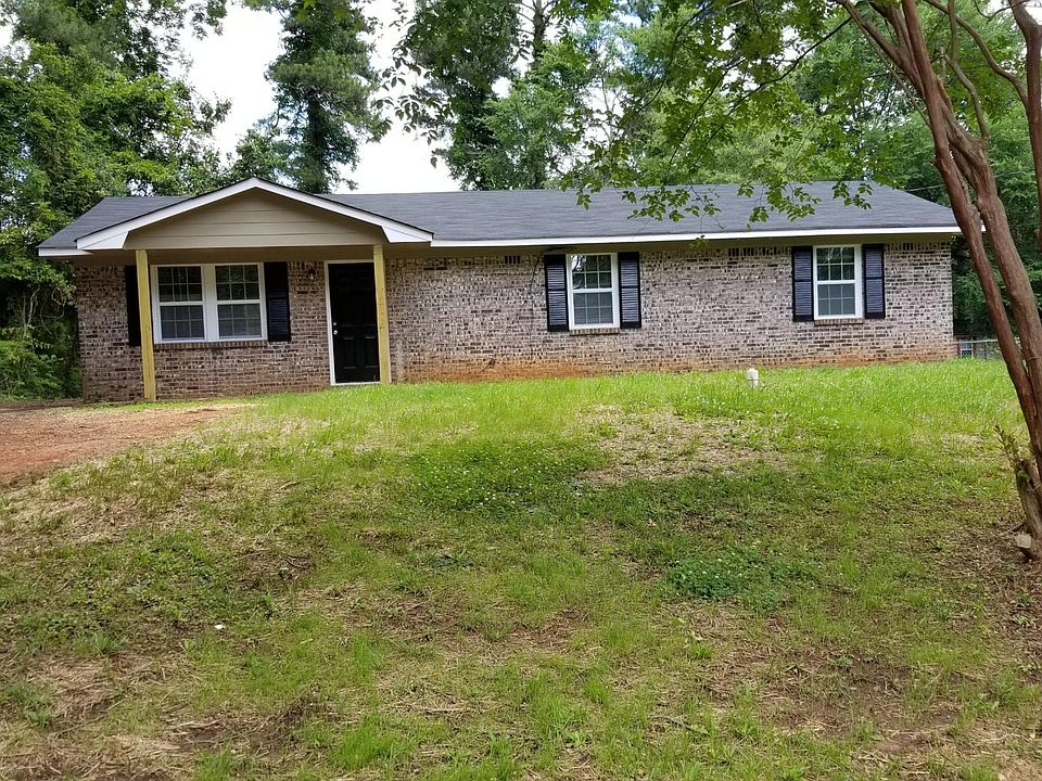 3 BEDROOM 2 BATHROOMS