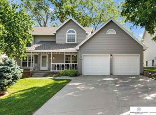 6217 S 79th Cir, Ralston, NE 68127