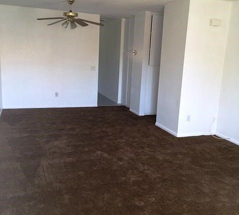 3rd image of 1128 Oxford Dr APT C