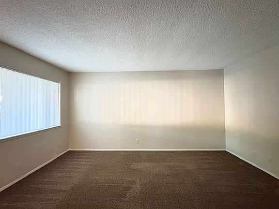5th image of 11178-80 Yardley Pl #11178