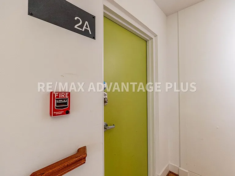 142 N Main St — Photo 22