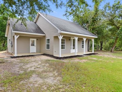 8228 Henley Rd, Pass Christian, MS, 39571