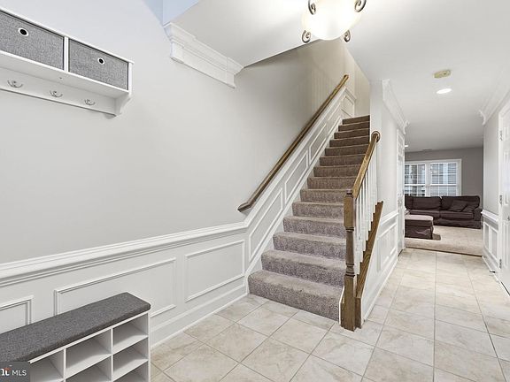 2nd image of 14671 Crossfield Way