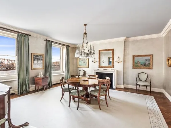 1 Sutton Place South image 5 of 14