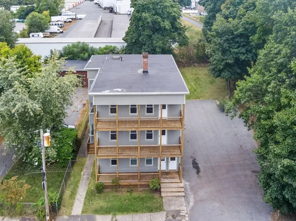 62 Hartford St, Fitchburg, MA 01420