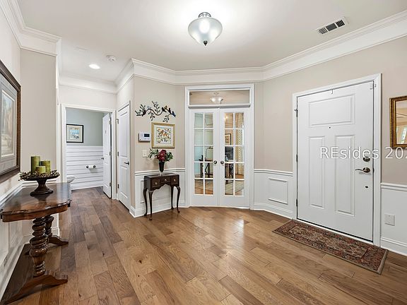 2nd image of 6 Ocoee Dr
