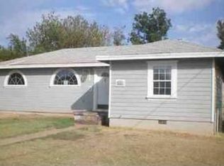 166 Herring Dr, Elk City, OK 73644