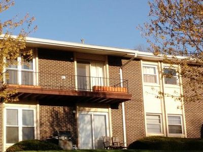 10371 Forest Brook Ln APT H, Saint Louis, MO, 63146