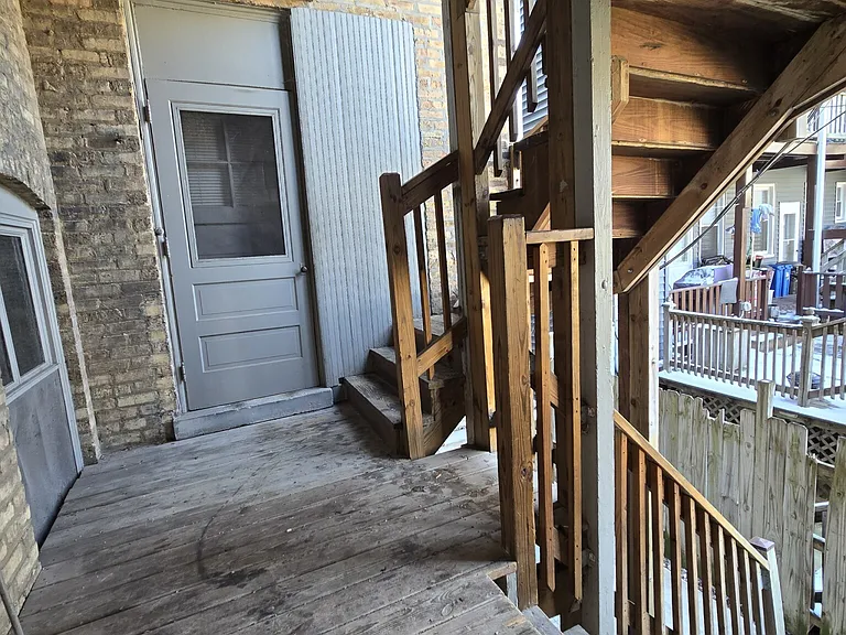 1936 W Estes Ave #1N — Photo 8