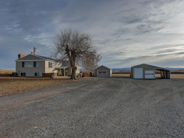5133 SW Elbe Dr, Madras, OR 97741
