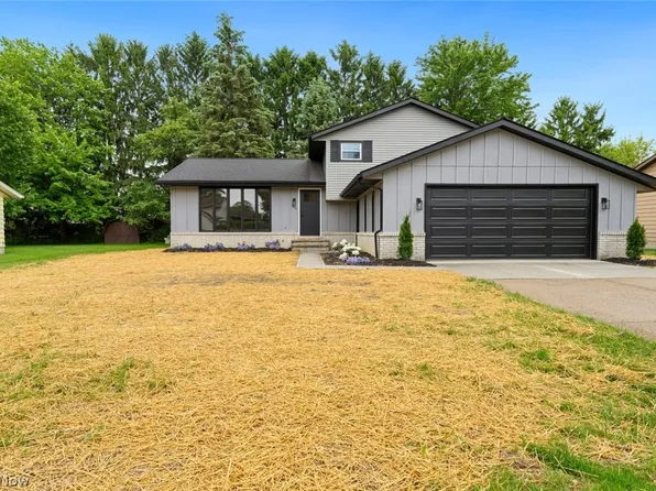 3494 Monterey Cir, Brunswick, OH 44212