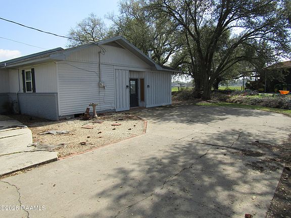 2nd image of 1182 Guidry Rd