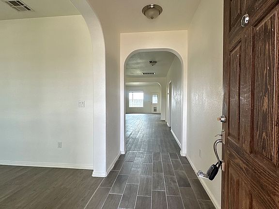 2nd image of 6944 King Ranch Rd