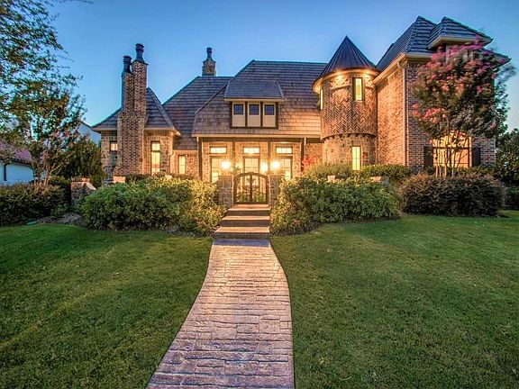 2nd image of 4800 Sidonia Ct