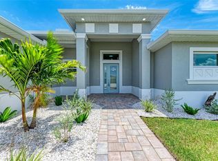 9293 Panama Cir, Port Charlotte, FL 33981