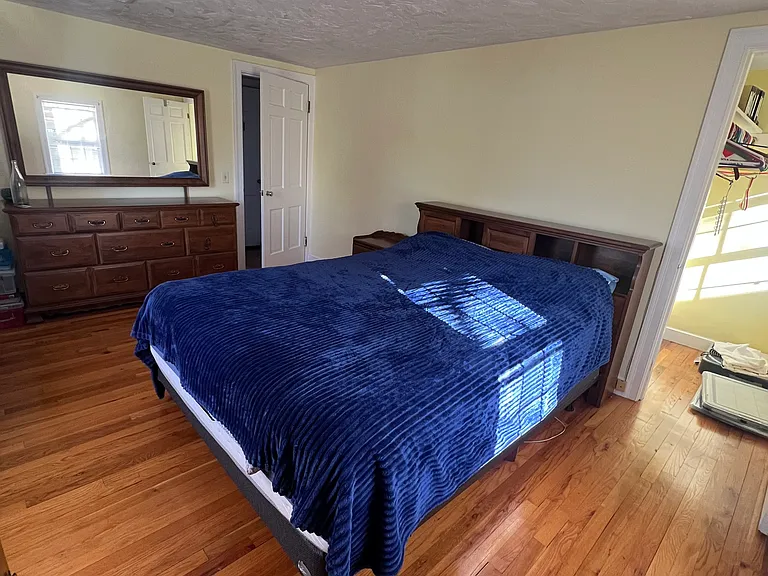138 Whitman Rd — Photo 9