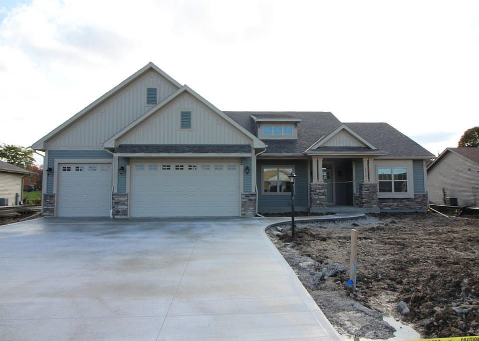 1st image of 6413 Greenhill Dr