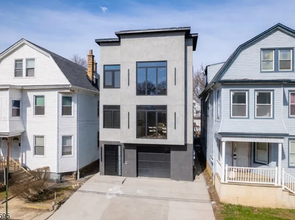 31 Grace St, Irvington Twp., NJ 07111