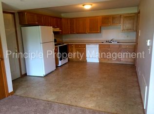 950 School St, Washington, IL 61571