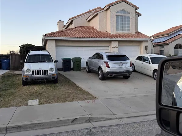 2641 Sycamore Ln, Palmdale, CA 93551