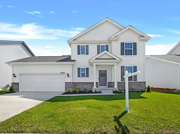 32060 Savannah Dr, Lakemoor, IL 60051