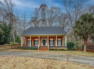 1216 Valley Dr NE, Conyers, GA 30012