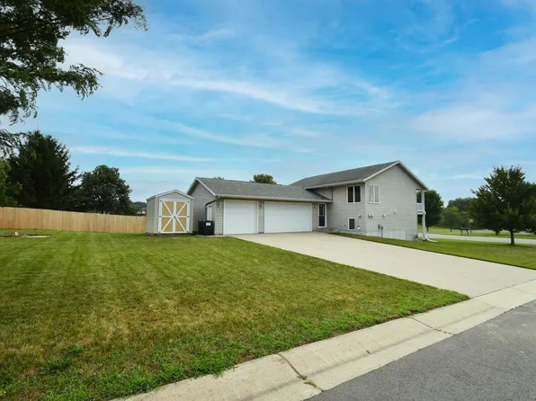 101 6th Ave NE, Elgin, MN 55932