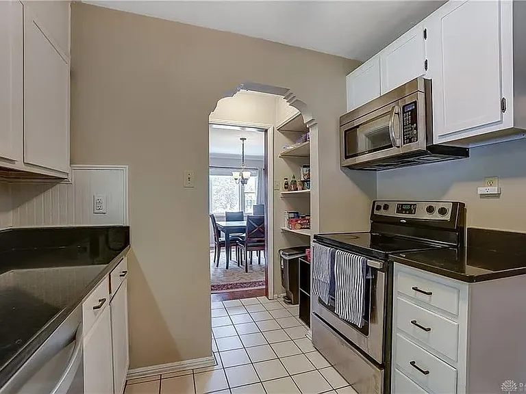 242 Claranna Ave — Photo 11