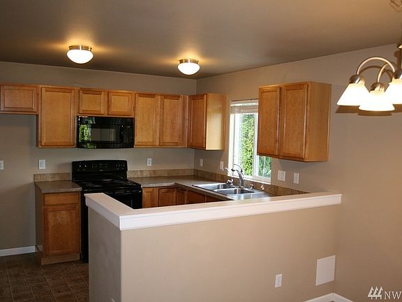 5th image of 8418 54th Ct SE
