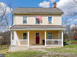 967 Winchester Grade Rd, Berkeley Springs, WV 25411