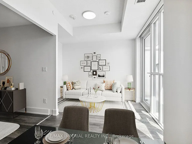 188 Fairview Mall Dr #722 — Photo 4