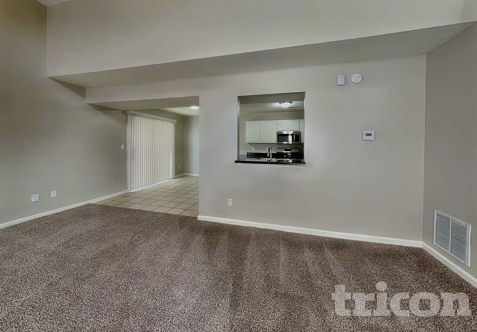 644 Meadows Edge Lane Indianapolis IN — Photo 3