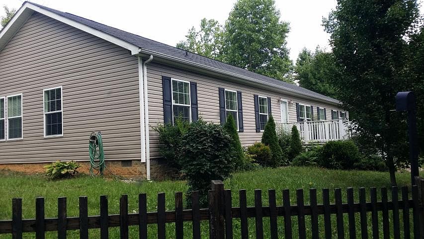 1st image of 83 Woodpecker Ln