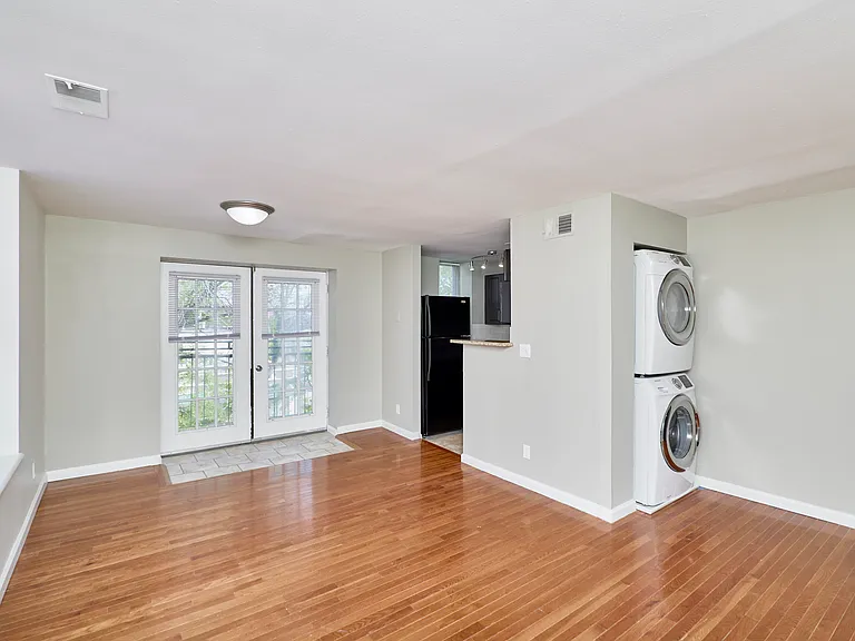 5500 Pershing Ave #44 — Photo 6