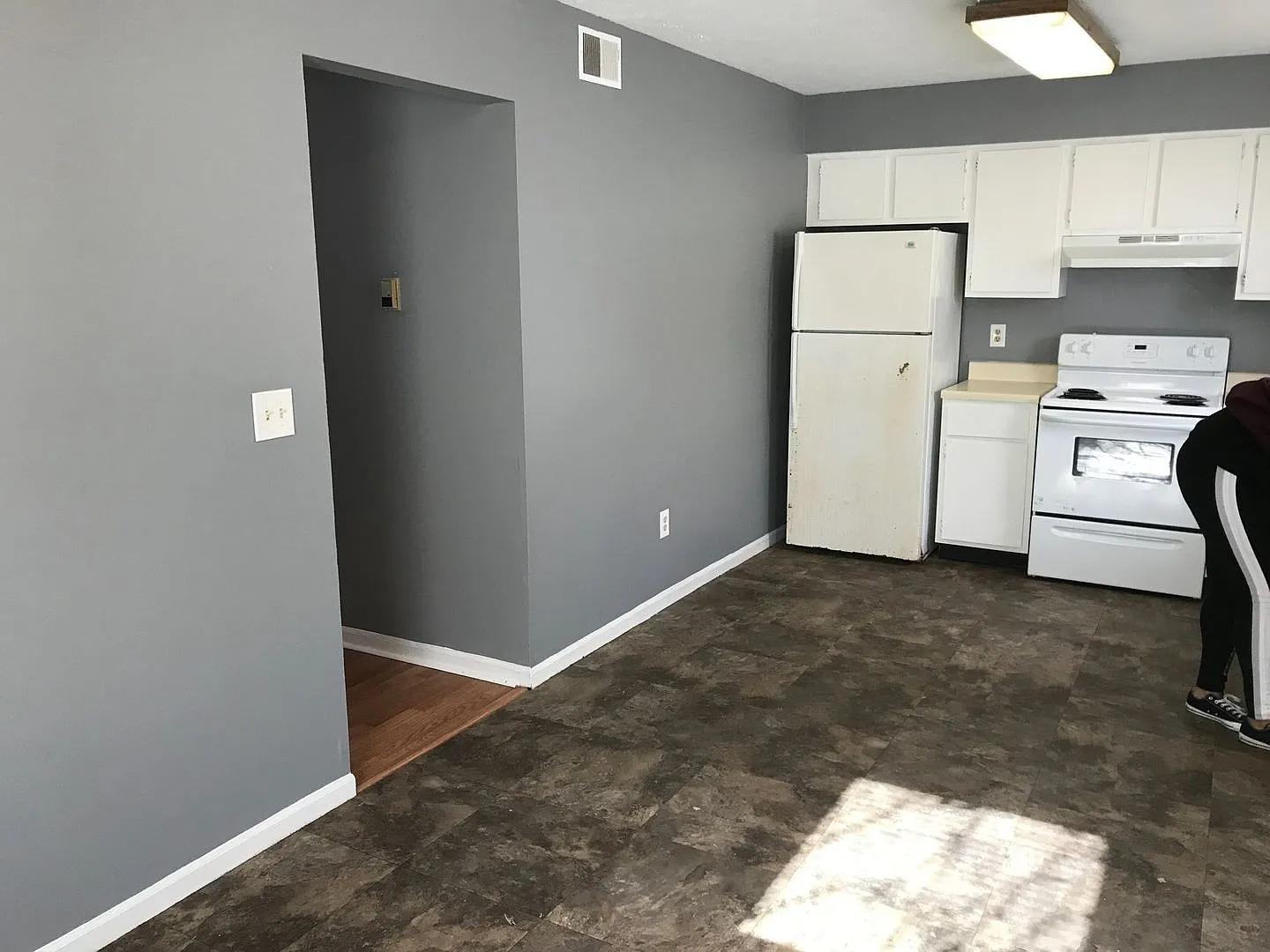 Lawrence Twp - 3 bedroom townhome — Photo 4