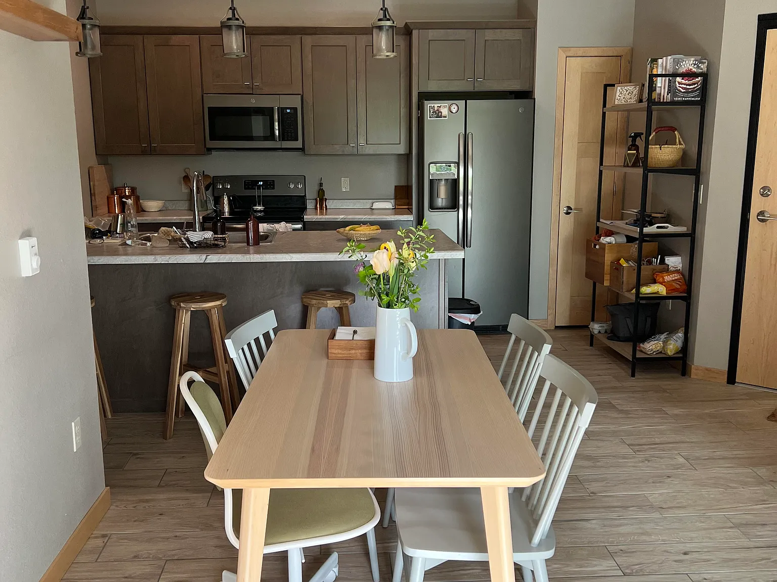 2 bed, $1,450 — Photo 2